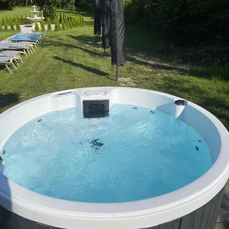 Frühstückspension Vera Park & Wellness *